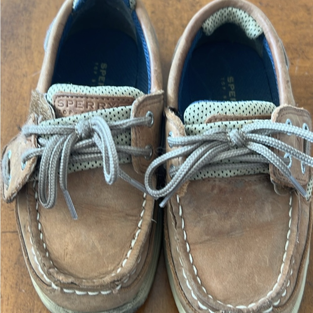 Boys sperry boat shoes 11 Velcro close